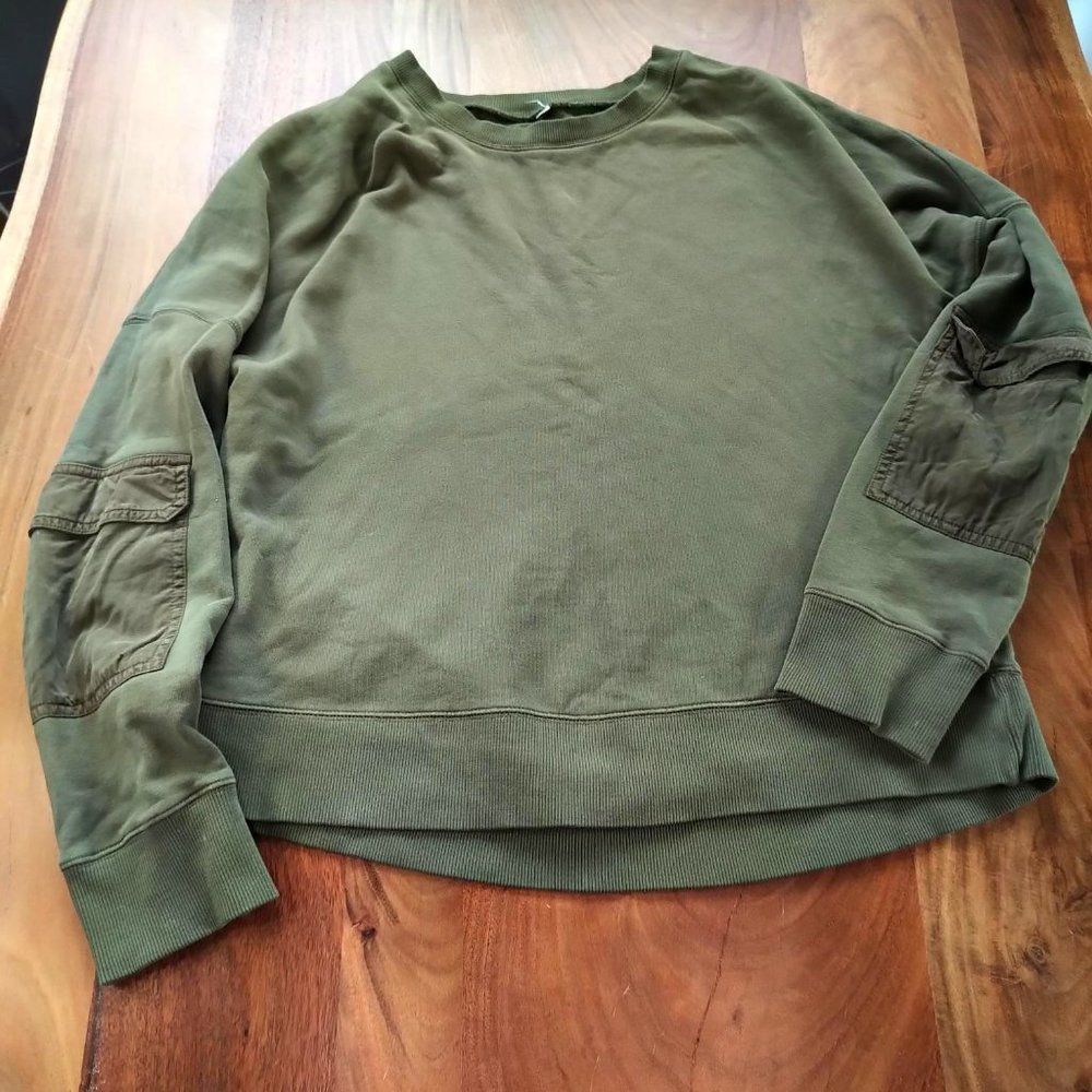 Fabletics Crew Neck Pullover